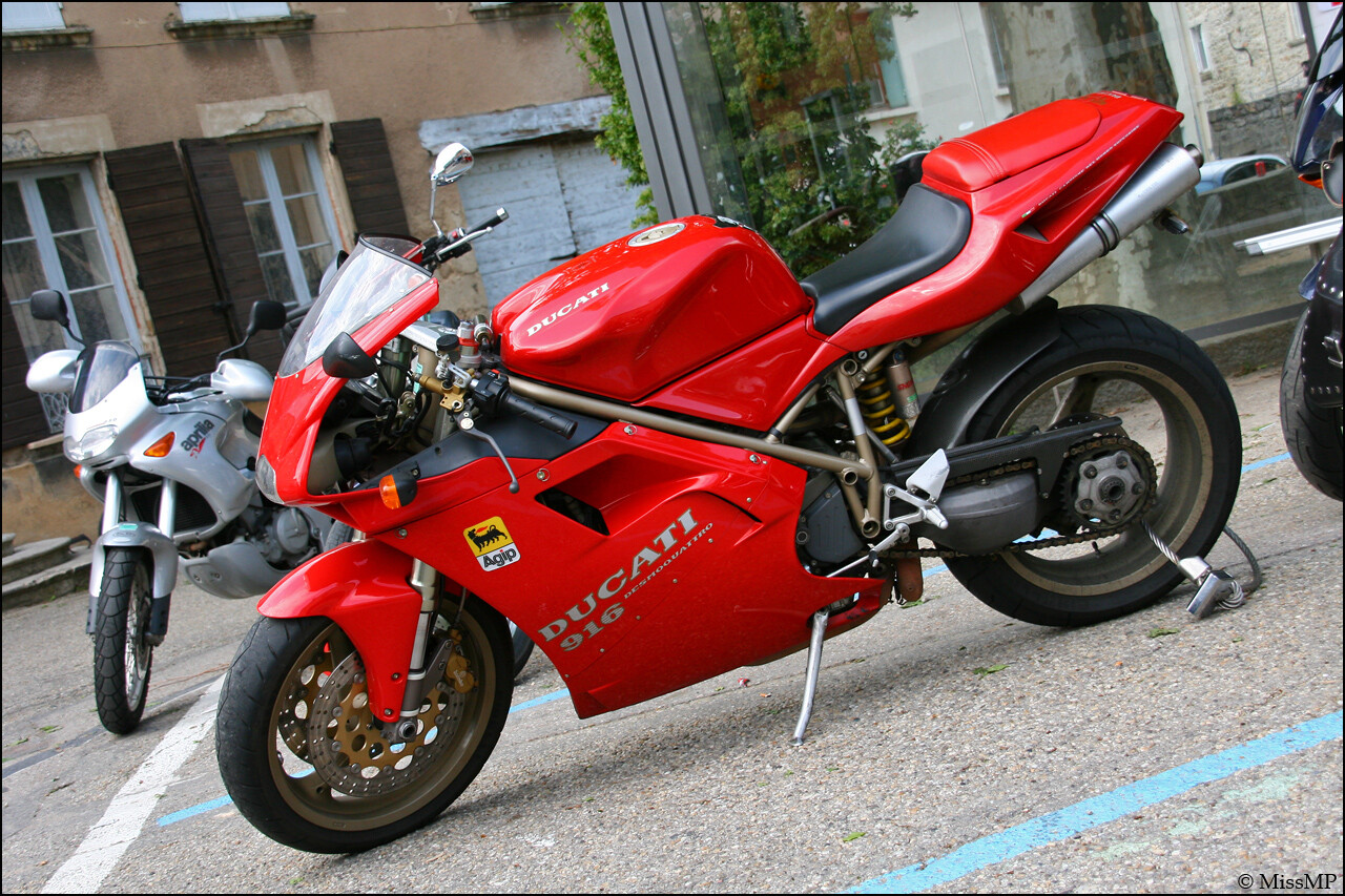 Ducati 916 Desmoquattro